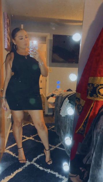 Independent companion Elena Mae in Seattle, Alabama - HoneyAffair